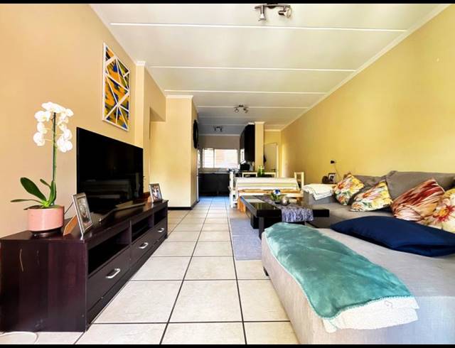 2 BEDROOM PROPERTY TO RENT IN DOUGLASDALE